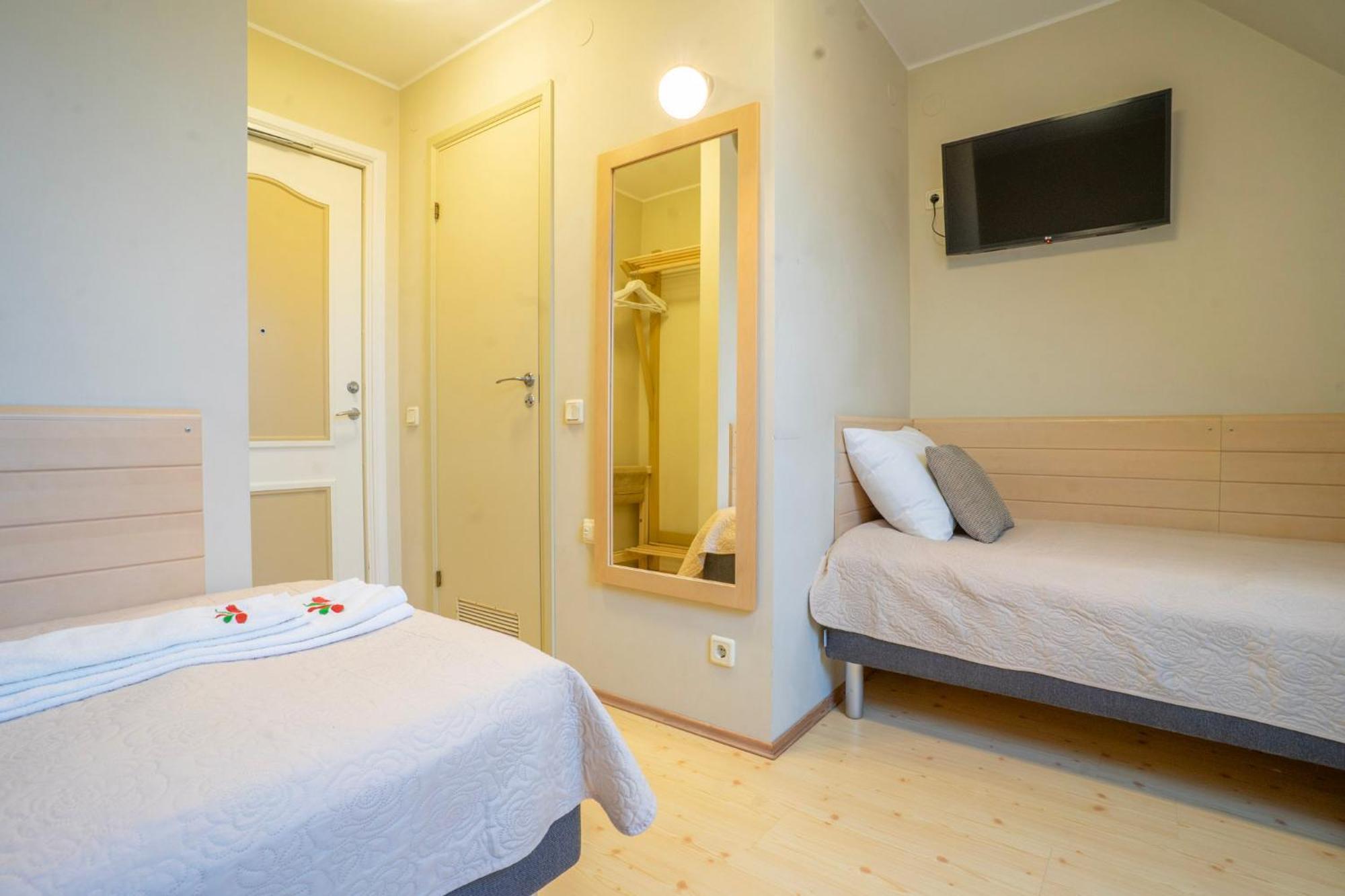 הפסלאו Kongo Hotel מראה חיצוני תמונה